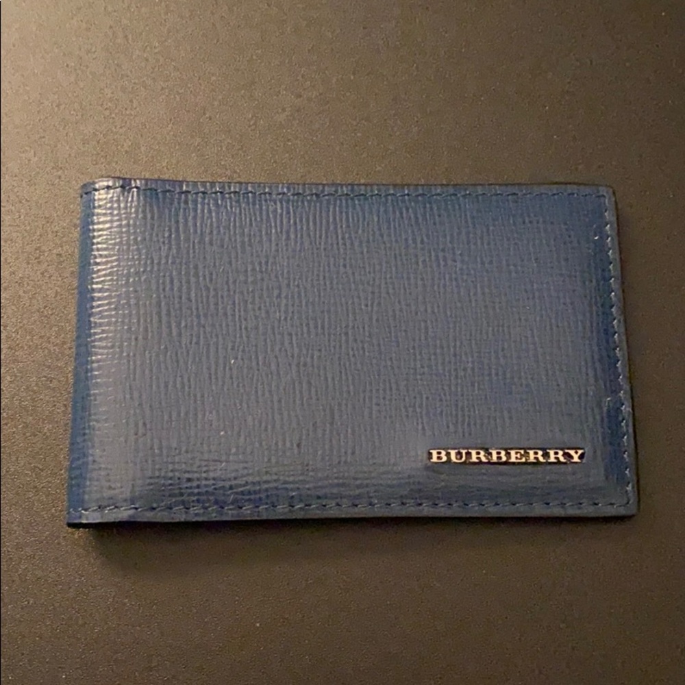 Burberry Slim Bifold Card Case Wallet